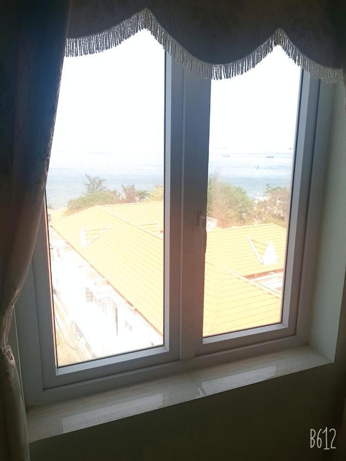 Khach San Thuy Young Hotel หวุงเต่า ภายนอก รูปภาพ